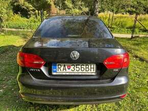 VW Jetta 1.6 TDi 77KW 7DSG - 8