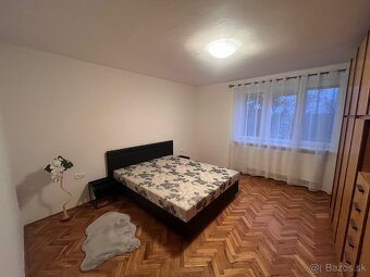 Prenajom krásny, veľký 3 izb.byt,ul.Kraskova, balkon, garaž. - 8