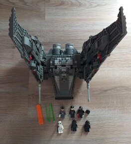 Lego Star Wars 75104- Kylo Ren's Command Shuttle - 8