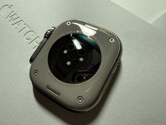 Apple Watch Ultra 49mm - Titanium - 8