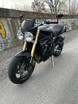 Triumph Street Triple 675 - 8