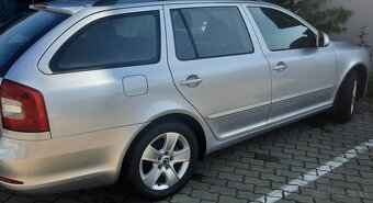 ŠKODA OCTAVIA 1.6 MPi 75kw ELEGANCE - 8