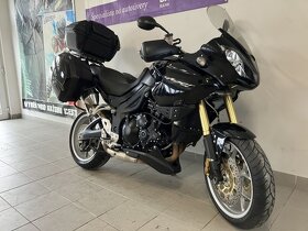 Triumph Tiger 1050 - 8