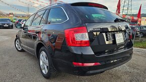 Škoda Octavia Combi 2.0 TDI Business 4x4 - 8