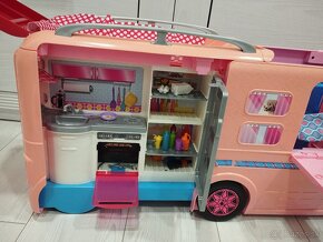 Barbie karavan - 8