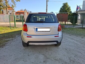 Suzuki SX4  1.6i  benzin outdoor - 8