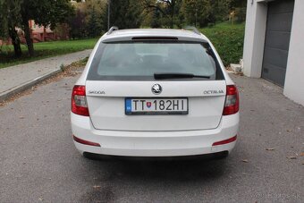 Škoda Octavia Combi 1.6 TDI Ambition - 8