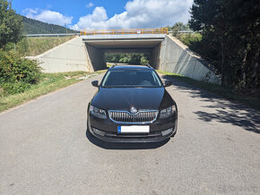 Škoda Octavia Combi 2.0 TDI Business DSG - 8