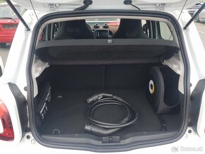 SMART FORFOUR EQ - 8