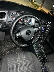 Volkswagen Golf 7 2.0 - 8