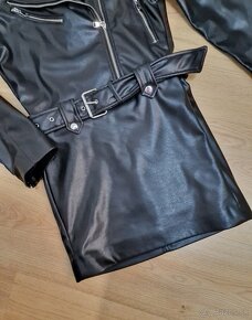 NOVÉ Zara sexy čierne koženkové šaty s opaskom - 8