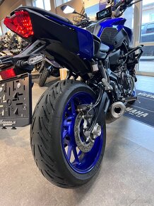 Yamaha MT 07 Modra - 8