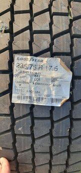 Goodyear 235/75R17,5 - 8