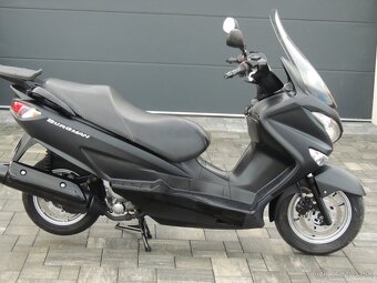 SUZUKI BURGMAN 125 2014 - 8