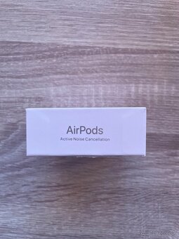 Apple AirPods 4 ANC - 8