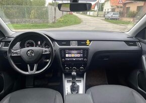 Škoda Octavia Combi 2,0 TDI - 8