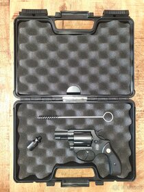 Revolver Umarex S&W Chiefs Special 9mm R.K. - 8