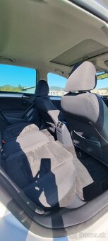 VW GOLF 2,0 TDI - 8