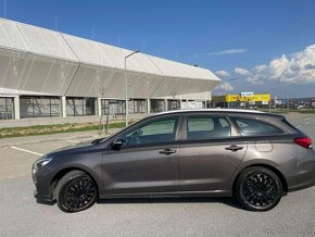 Hyundai i30 CW 1.4 T-GDi Family - 8