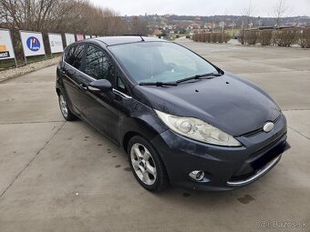 Ford Fiesta - 8