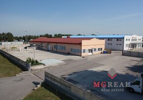 Prenájom spevnej (asfaltovej) plochy 2500 m2  a skladových p - 8