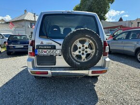 Mitsubishi Pajero  3,2 DID - 8