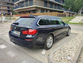 BMW rad 5 Touring 530d A/T - 8