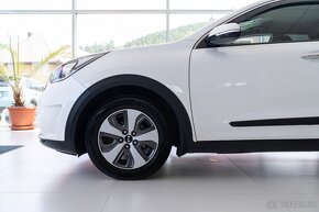 Kia Niro Hybrid A/T Gold - 8