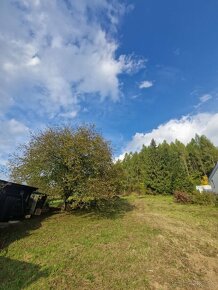 Predám rodinný dom s pozemkom 1377 m2 v Kunerade - 8