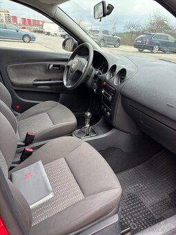 Predám Seat Ibiza 1.2 Benzín - 8