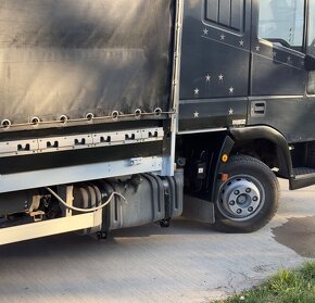 Iveco EUROCARGO s hydraulickou plošinou - 8