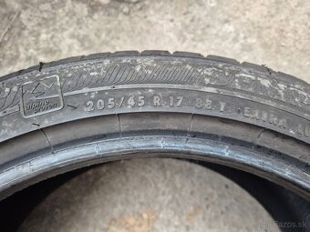 205/45 r17 letné 4 ks SEMPERIT dezén 8,2 - 6,2 mm DOT2019 - 8