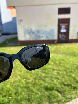 Okuliare značky Prada - 8