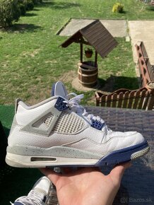 Jordan 4 - 8