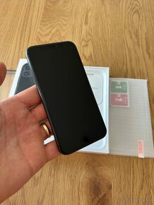 iPhone 11 128 gb black v záruke + komplet príslušenstvo - 8