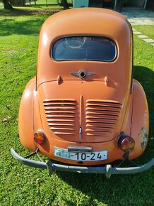 Renault 4 CV - 8