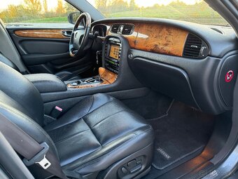 Jaguar XJ 8 4,2 Executive - 8