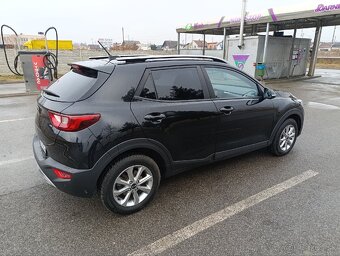 KIA STONIC 1.4 - 8