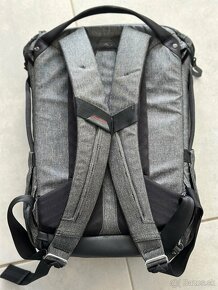 Peak Design Everyday Backpack 20L Charcoal v1 - 8