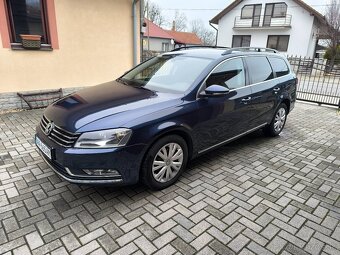 VW Passat B7 2l TDI DSG Top stav - 8