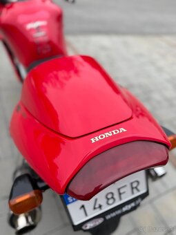 Honda VTR 1000F 1998 - 8