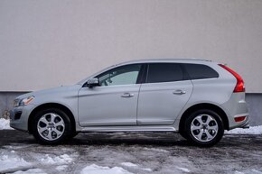 Volvo XC60 D5 (158kW) AWD R-Design Geartronic - 8