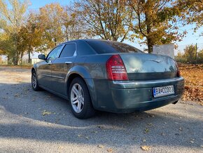 Chrysler 300C - 8