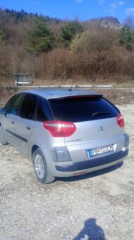 Predám Citroen C4 Picasso - 8