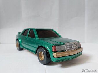 1:18 W201 Mercedes-Benz 190e - 8