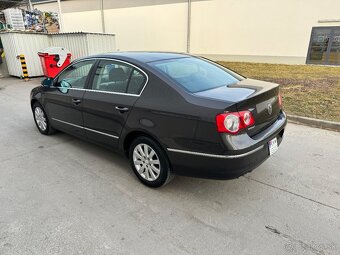 Volkswagen Passat 1.9 TDI 77kw BXE COMFORTLINE - 8