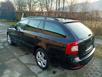 Škoda Octavia Combi 2.0 TDI CR MODEL 2013 - 8