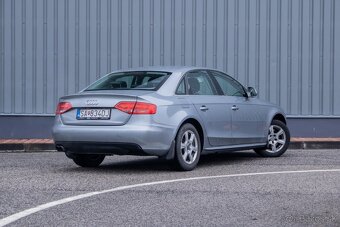 Audi A4 1.8 T FSI - 8