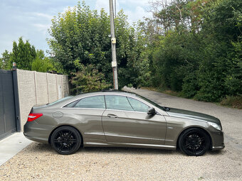 Mercedes-Benz E trieda Kupé 220 CDI AMG LINE A/T - 8