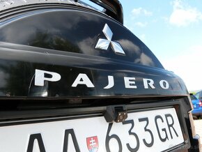 Mitsubishi Pajero Wagon 3,2 Di 147kW Automat 7 miestny / el. - 8